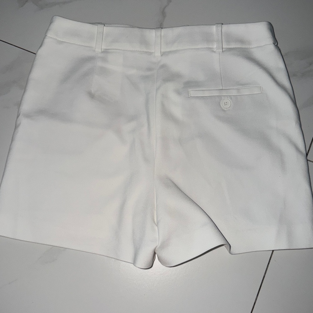 Zara basic white shorts medium - image 2